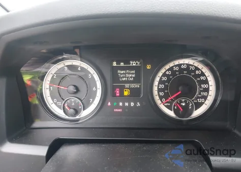 2019 Ram 1500 Classic Slt 4X2 6'4 Box из США, поврежденный, VIN 1C6RR6TT5KS722049